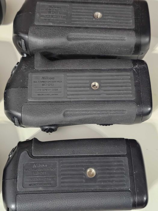 Flash Grip Multi Power Battery Pack Nikon