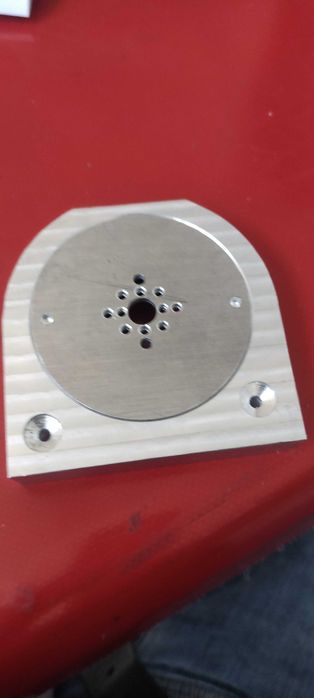 Стругарски услуги, малка CNCфреза,разработка модели на Autodesk Fusion