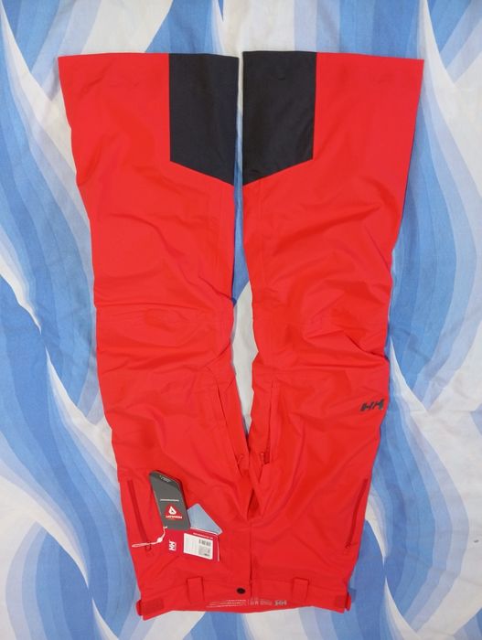 Ски екип Helly Hansen