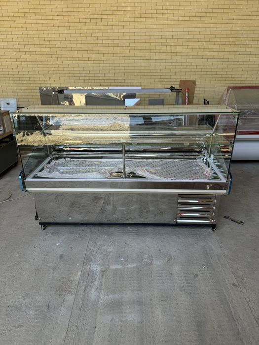 Витирина холоделник