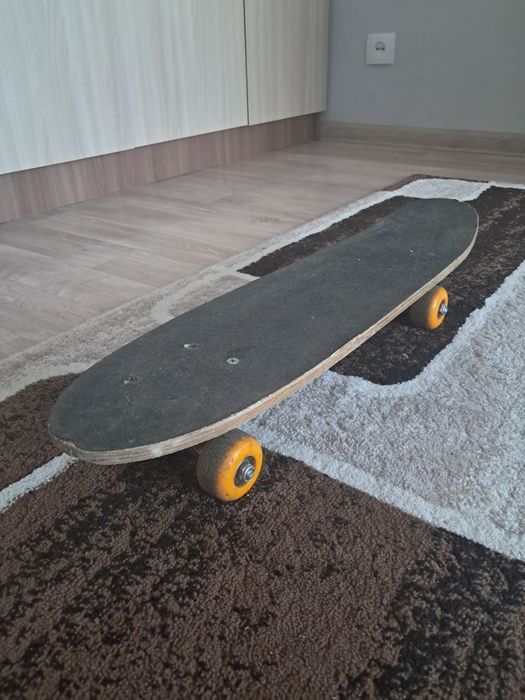 Продам скейтборт