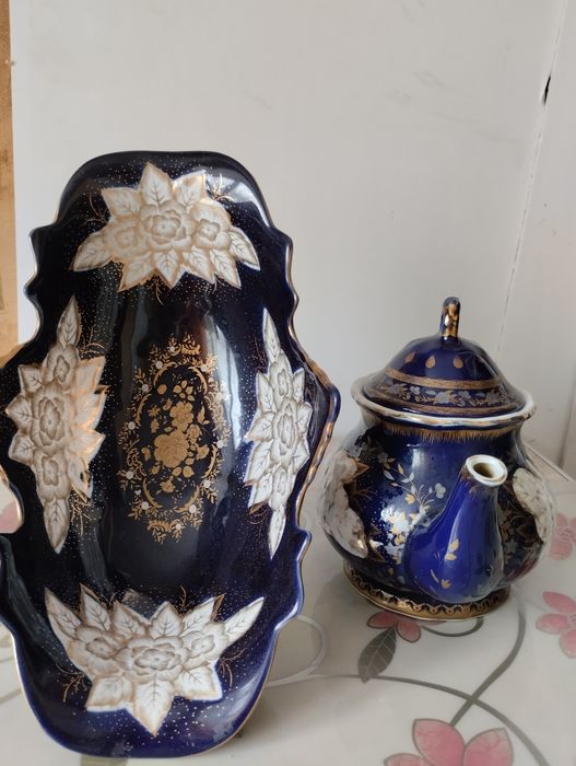 Фруктовница и чайник кобальт, б/у.