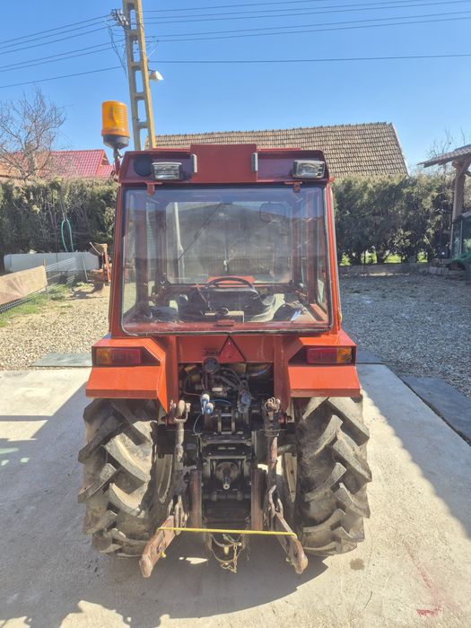 Fiat new holland  utilaj tractor viticol pomicol