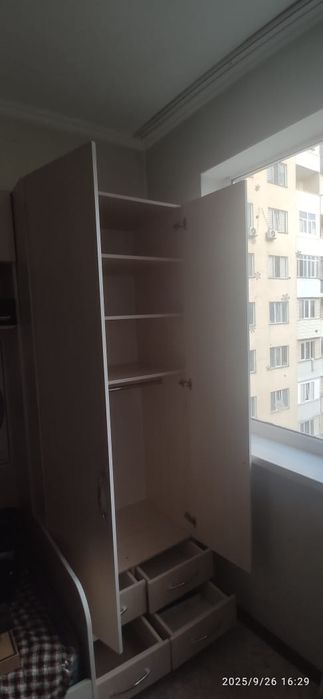 Продам кровать и шкаф