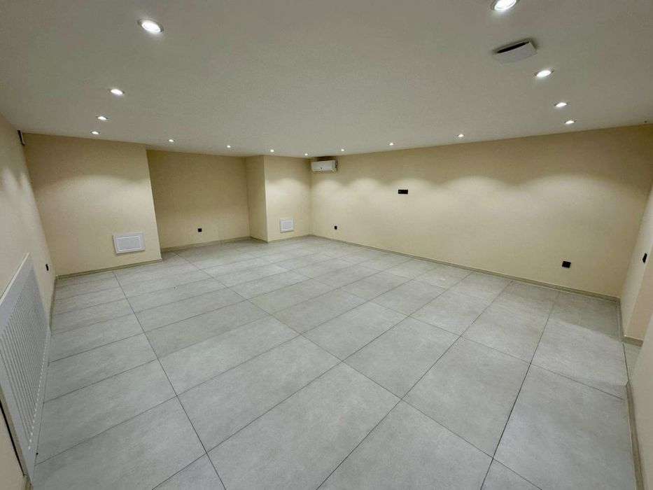 Аренда Евролюкс Магазин Ц-1 Блек стар бургер 160м2 Вдоль дороги. 1-лин