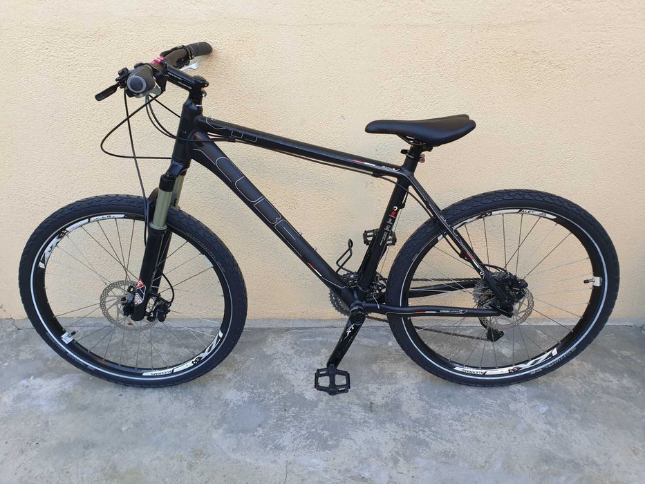 Bicicleta MTB, Cube LTD, aluminiu, frane hidraulice, furca pe aer