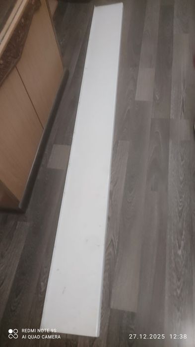 Алуминиев подпрозоречен перваз