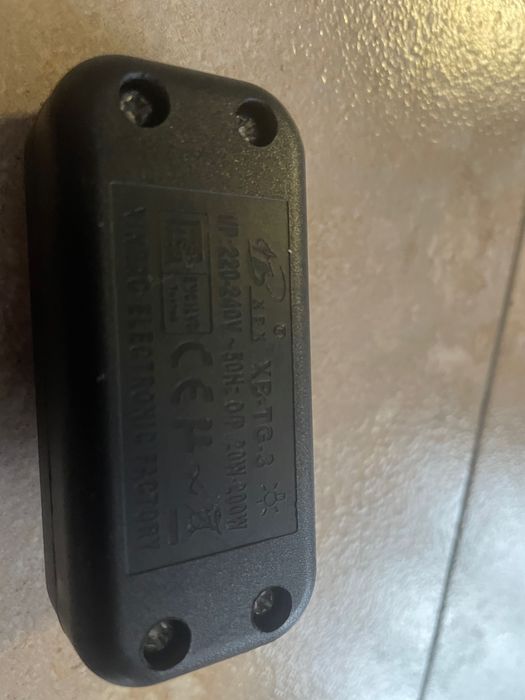 Димер 220-240V~50Hz 20W-200W