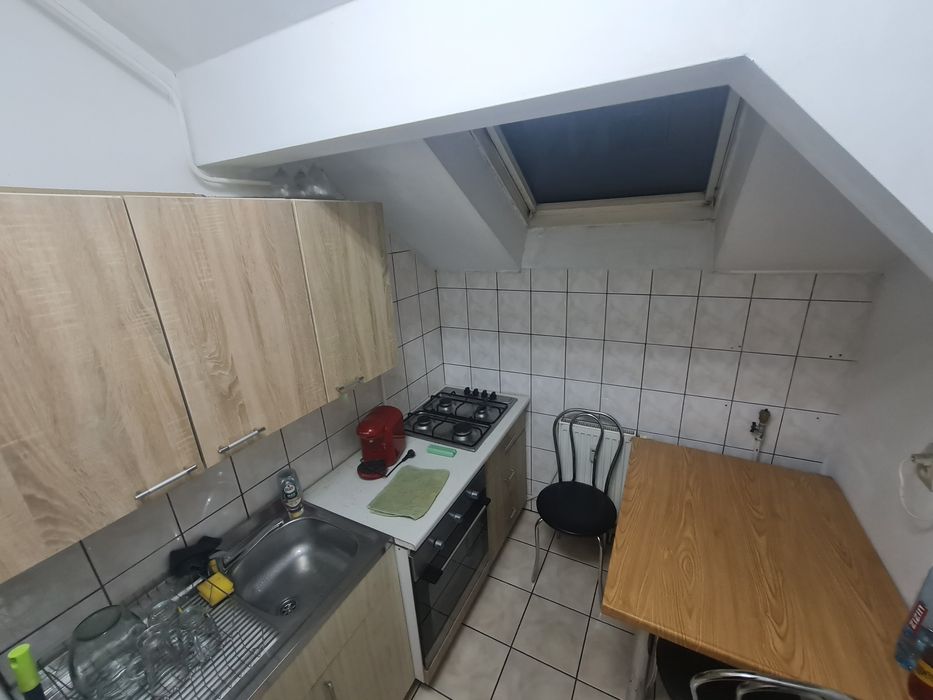 Închiriez apartament cu 1 camera
