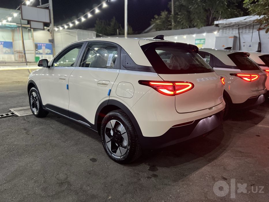 Продаётся Geely EX2 Кроссовер
