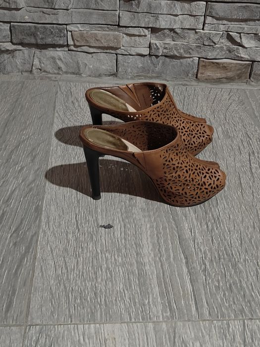 Женские туфли Vince Camuto