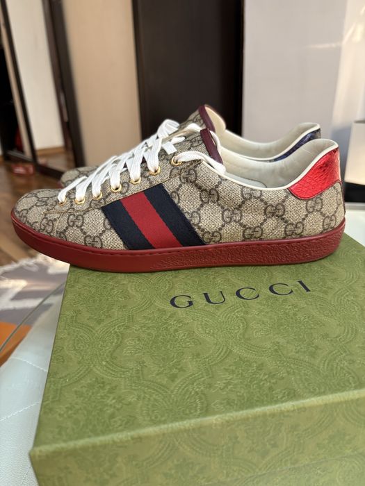 Adidasi gucci autentici nr 42 in stare foarte buna