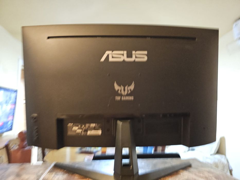 ASUS TUFF VG328H1B
31,5" Inchi
