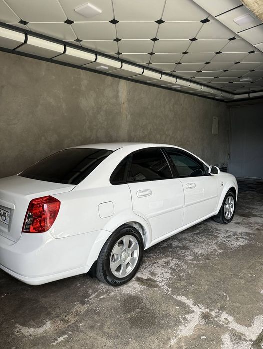 Lacetti 1.6 2013 oq avtomat