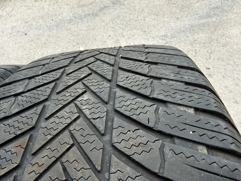 4бр. ЗИМНИ Гуми С Борд 275/50R/20 -BRIDGESTONE- DOT:3623- 5.9мм.+3.0мм. *80€ За Комплект*