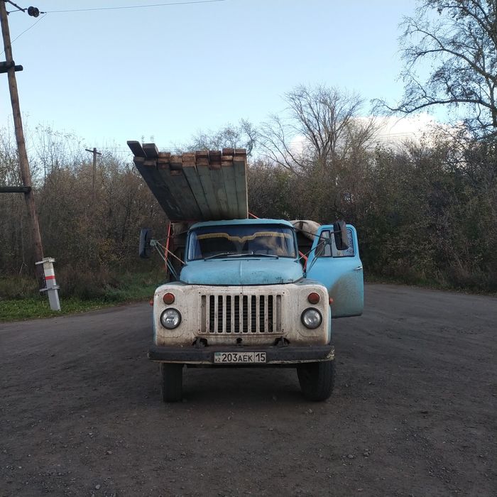 Газ 53  самосвал.