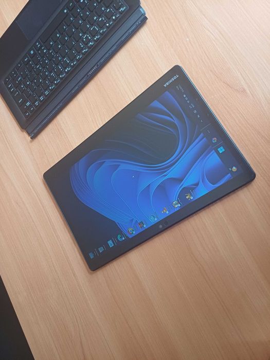 2 in 1 Toshiba Touch FullHD IPS Core™i5-8th/8GB DDR4/256GB SSD NVme