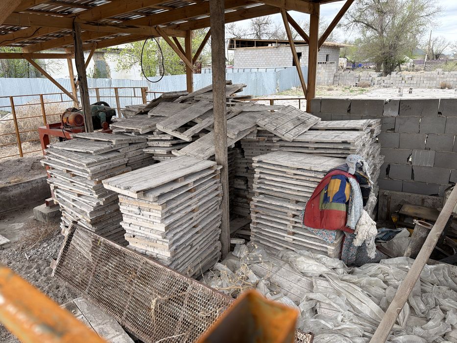 Станок для пескаблока