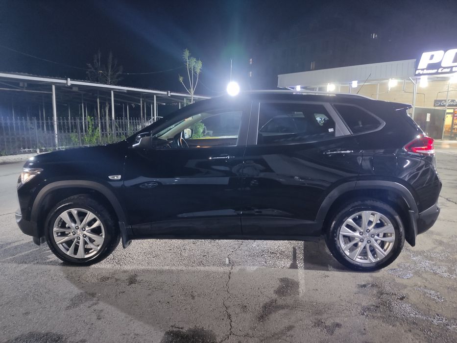 Tracker 2 LTZ PLUS bo'lib to'lashga sotiladi