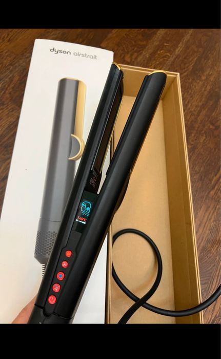 Aparat de îndreptat părul Dyson HT01 Airstrait™