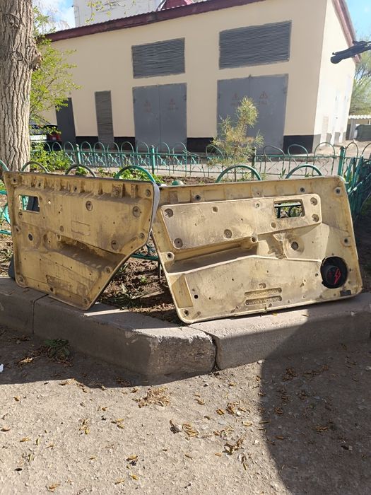 Дверные карты Ваз 21099