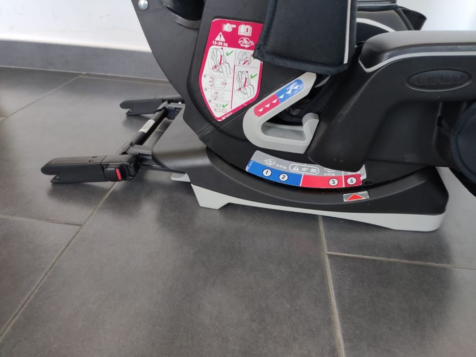 Scaun auto Graco Slimfit LX cu isofix pentru copii intre 0 și 36 kg