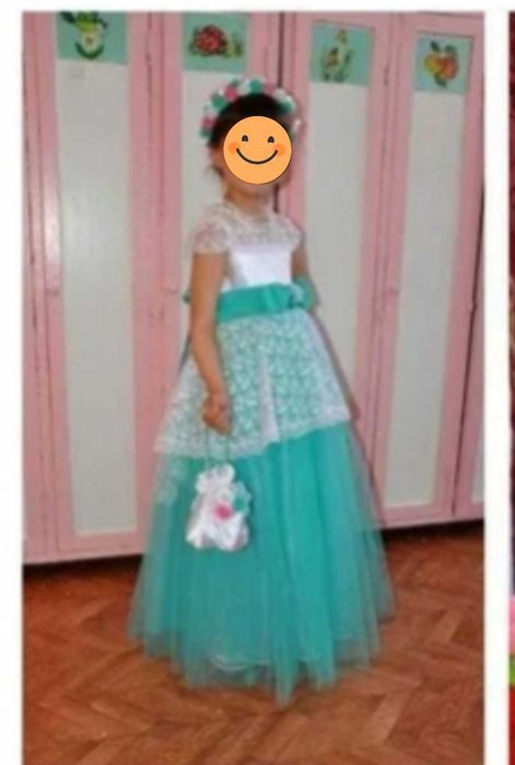 Платье на девочку