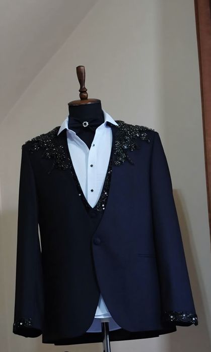 Vand costum mire marimea M-L
