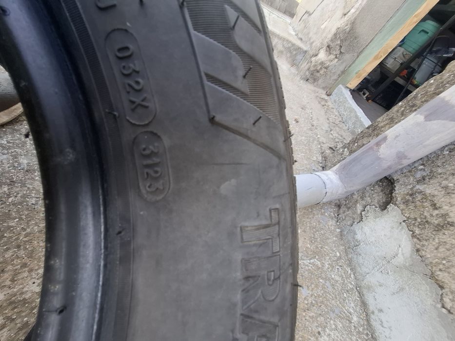 Зимни гуми 16с225 65