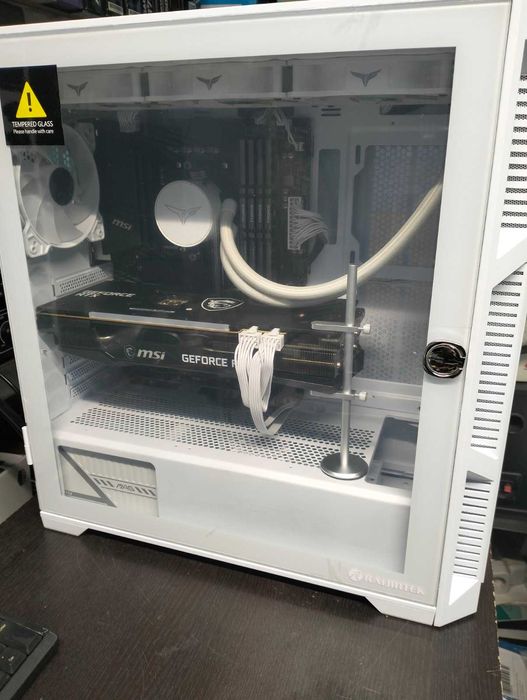 5700X3D Геймърски компютър в гаранция