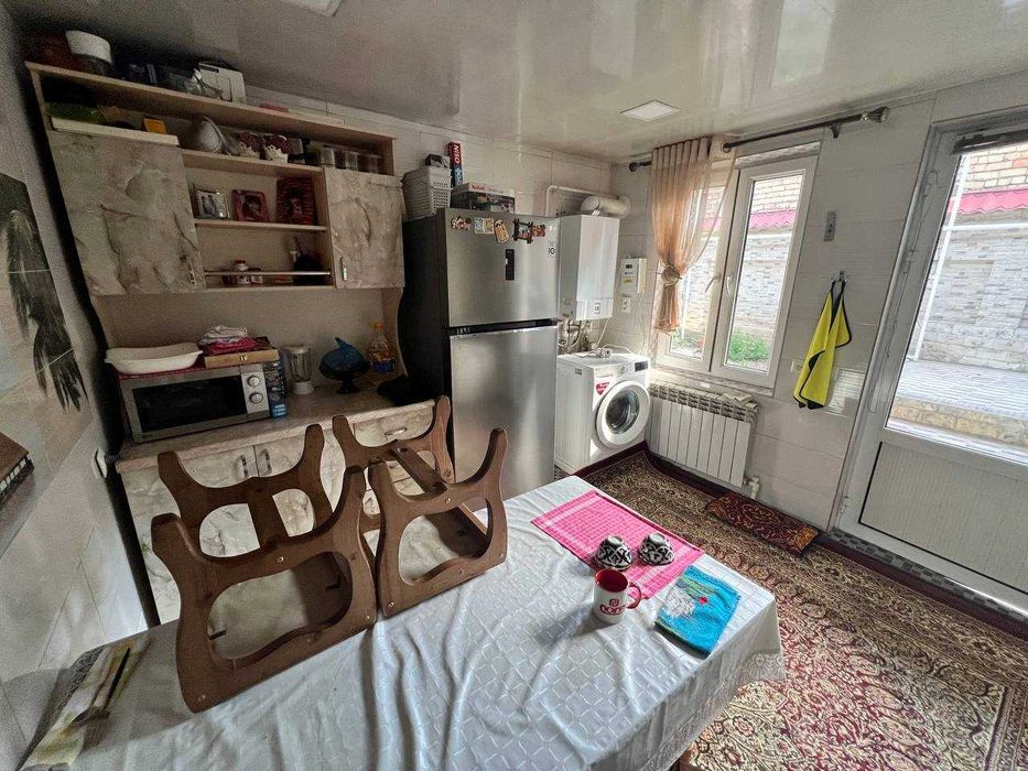 Дом 4 соток ,3 комнаты , ул Табиби, Куйлюк