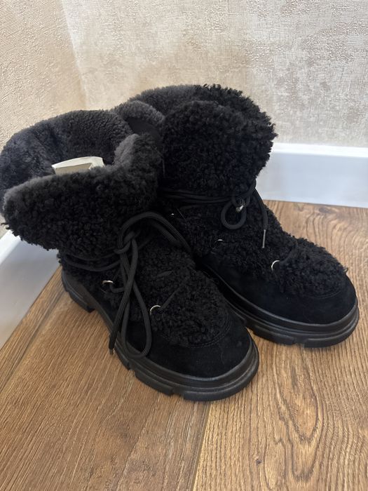 продам зимние ботинки