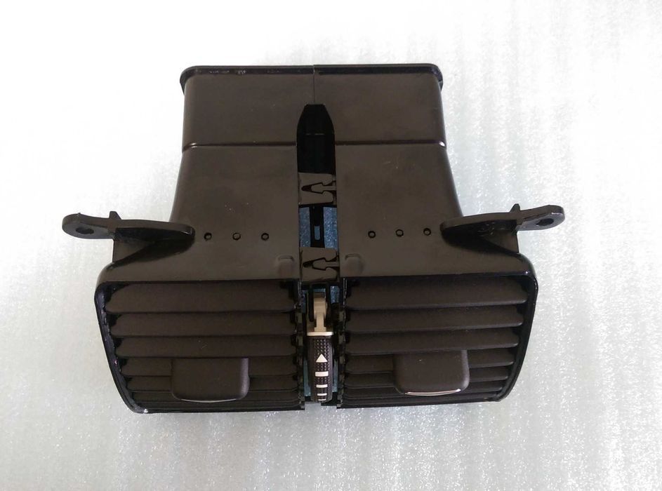 Grila aerisire / grile ventilatie cotiera OEM VW Passat B6
