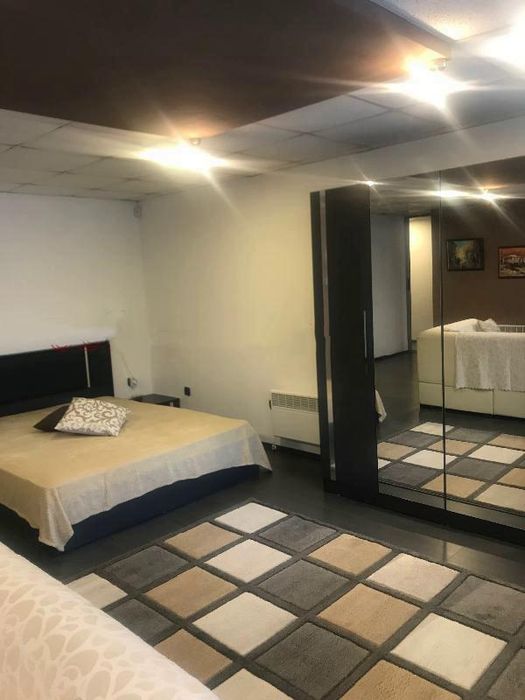 Дава се под наем Двустаен апартамент в София, Зона Б-18 - 70 кв.м за 800 € - Снимка #1