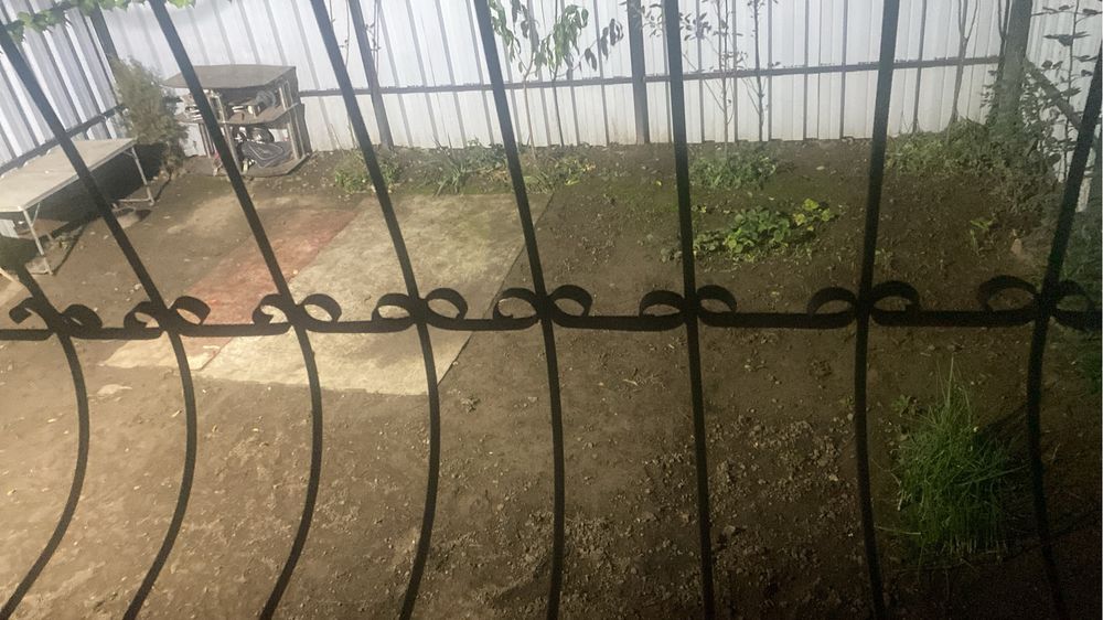 Продам квартиру в центре бурундая.