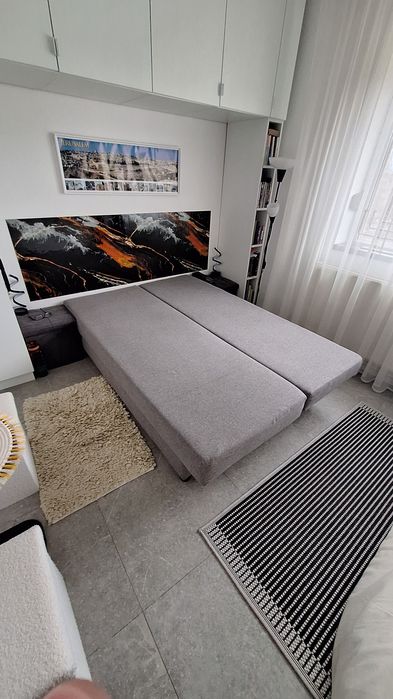 Vând canapea extensibila cu lada de depozitare