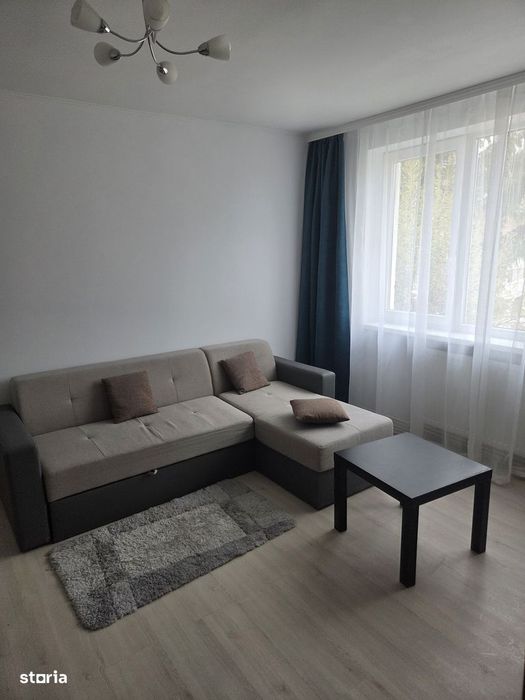 Apartament generos de inchiriat