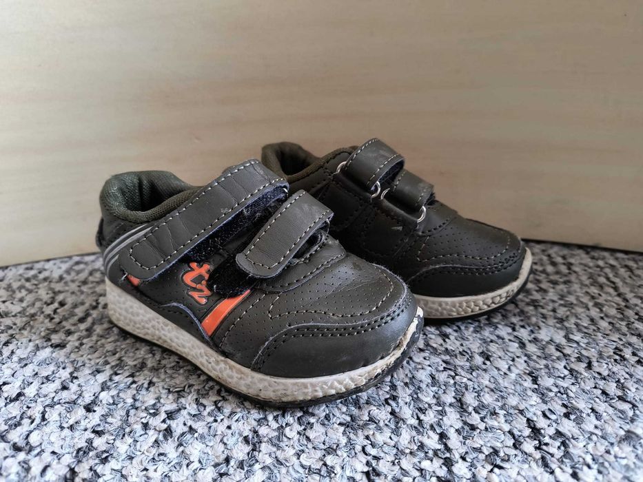 Papuci copii - marimea 21