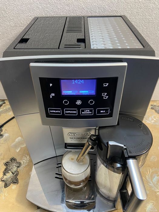 Espresor cafea DeLonghi perfecta capucino graphic touch