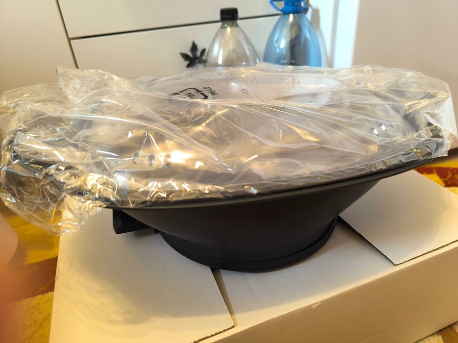 Robot multifuncțional de bucatarie