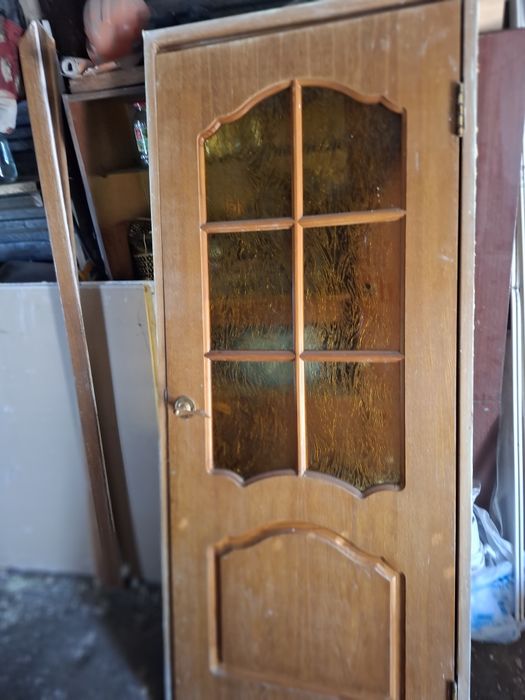 Продам межкомнатные двери