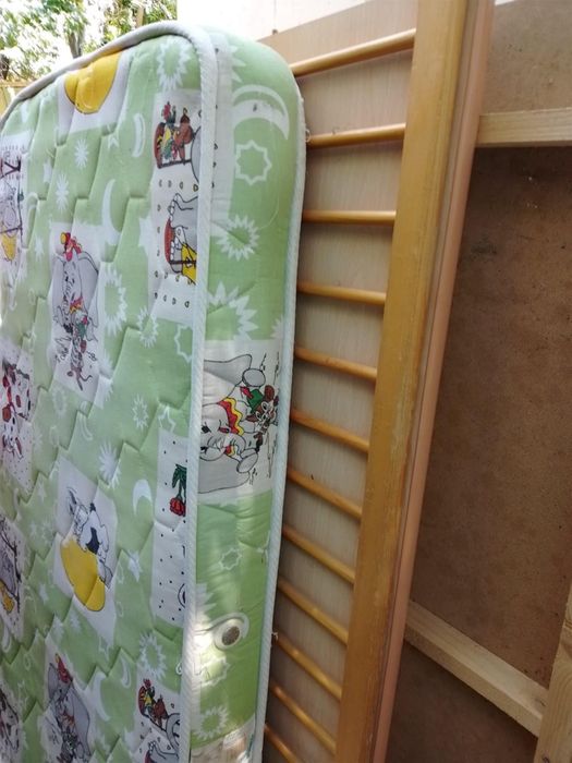 Детска кошара с матрак