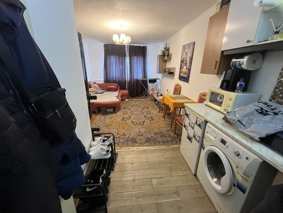 Apartament format din  doua garsoniere
