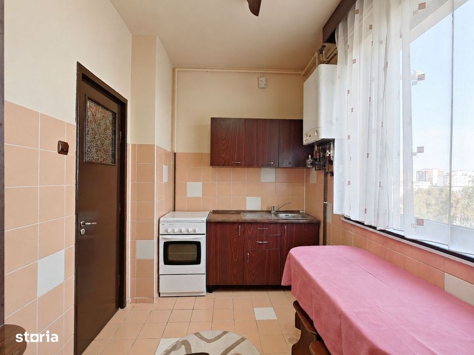 Vanzare apartament cu 2 camere, decomandat, mobilat si utilat - Bld. G