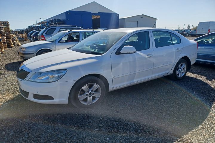 Etrier spate STANGA Skoda Octavia a 2-a generatie (facelift)