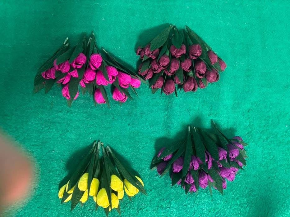 Кокичета и минзухари  от креп хартия