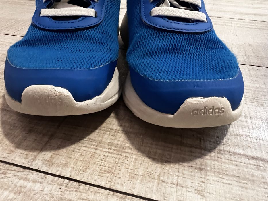 Маратонки Адидас 2 броя размери 35 1/2 и 37/13