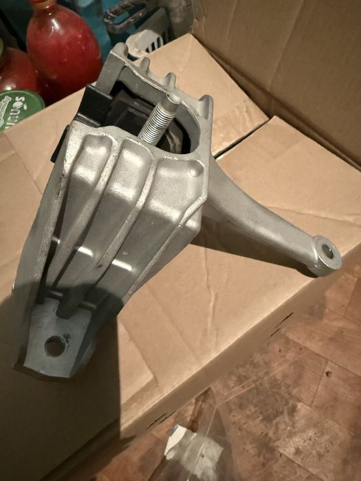 Подушка двс элантра