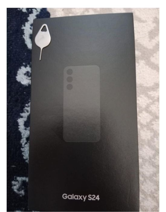 Самсунг с 24 ,128 гб