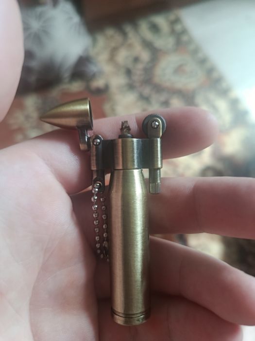 Продам зажигалку из игры Metro2033